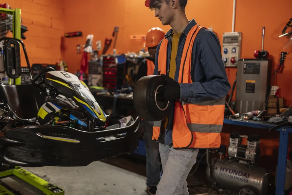 Voici l'équipement dont tu auras besoin pour du karting en tant que débutant