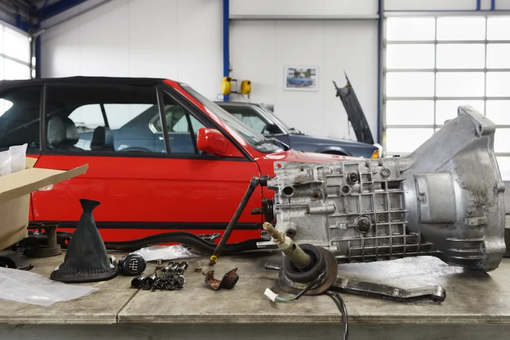 Voici à quoi t'attendre si tu veux restaurer ta Mercedes 190 E